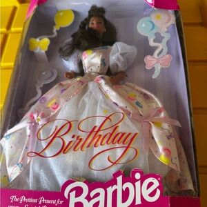 Barbie Barbie The Prettiest Present For Your Special Day Doll 1996 Mattel NRFB